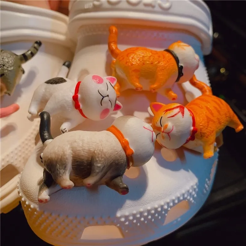 8 pezzi simpatici ciondoli gatti 3D designer fai da te stereo decorazione scarpe zoccoli ciao bambini donne ragazze regali fascino Croc Jibb211S