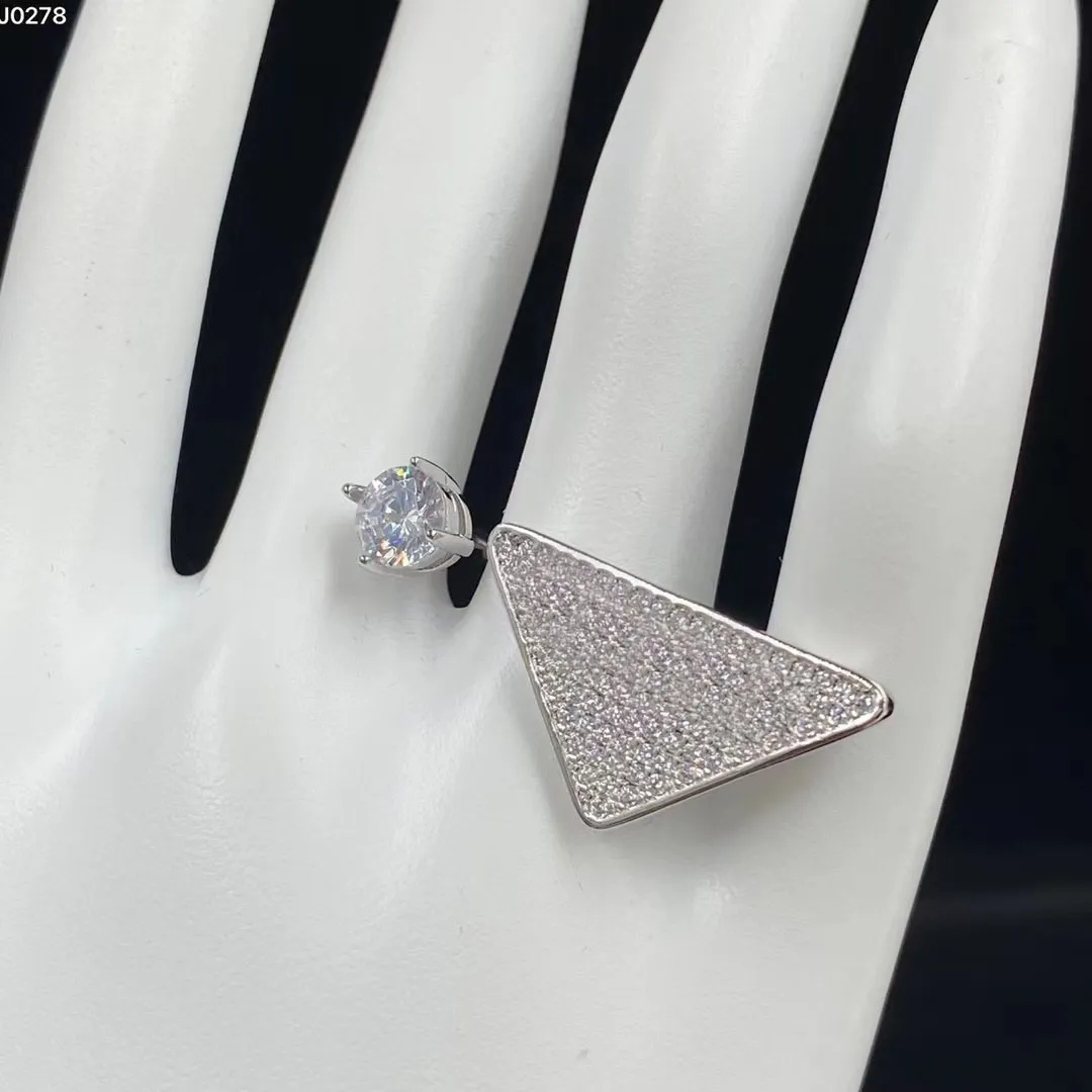 2022 Nowy trójkąt otwarty pierścionek marki mody Pierścionki Pierścionki Kobiety Prezenty Weselne Biżuteria Trzy kolory Dostępne wysokiej jakości z Box267X
