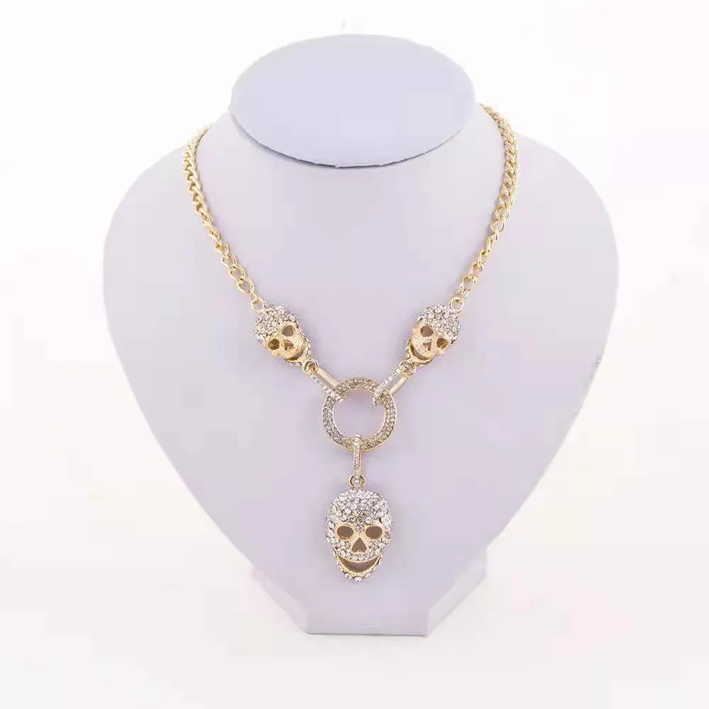 Gioiello hip hop europeo e americano Creative Chain Creative Chain Diamond Skull Necklace Neckace Collarbone Chain Collace Male for Women and Men