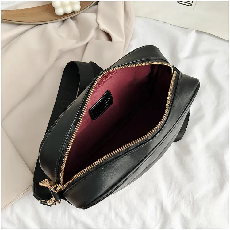 Women Messenger Bags Brand Herren Handtaschen Postanbags Frühling Fashion Show funktionaler und praktischer One-Shoulder-Bag212z