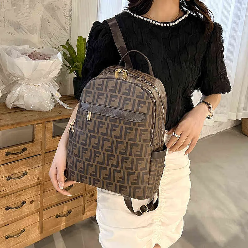 Premium printed backpack women's 2022 new leisure large capacity Travel Backpack versatile soft leather schoolbag278G