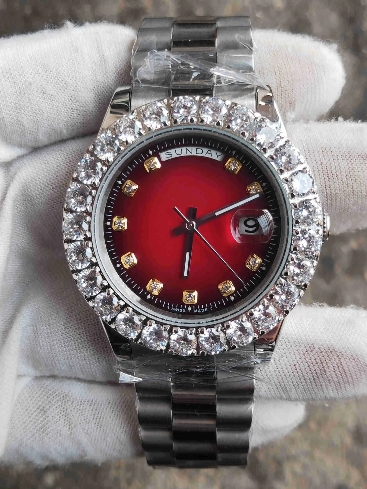 Relógios de luxo para homens de alta qualidade, designer de moda automática Relógios de 43mm Big Diamond Watch With Bezel Men Wristwatches Relloj mecânico
