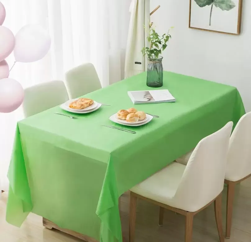 Solid Color Disposable Table Covers PE Plastic Dining Tabless Tablecover Plastic Tablecloth Wedding Birthday Cloth for Festival Party Rectangle Desk In Stock