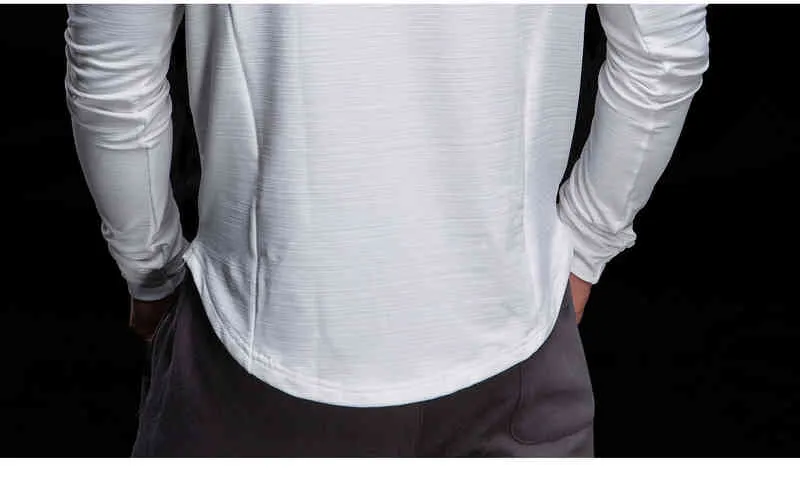 Winter Bodybuilding Long Shirts Men Tight Print Run Sportswear Tee Elastic Quick Dry Traning Male Fitness Round collar Shirts L220704