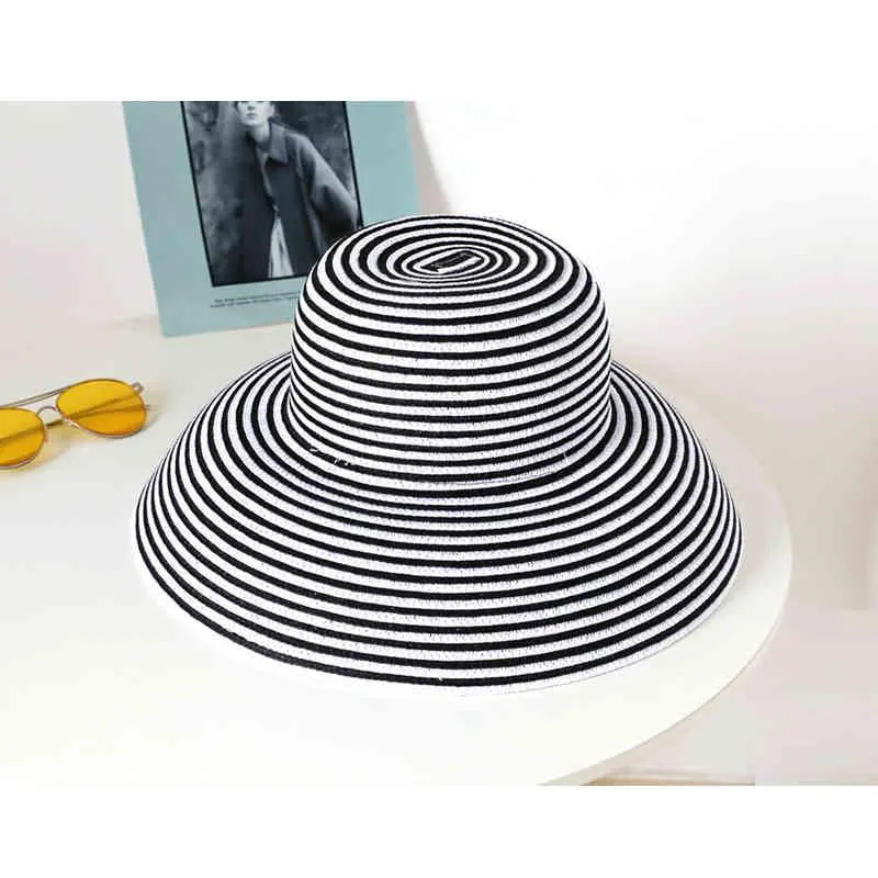 Cappello da sole estivo da donna fatto a mano Big Eaves Beach Nero Bianco Striscia Cappello da pescatore pieghevole stile Hepburn francese