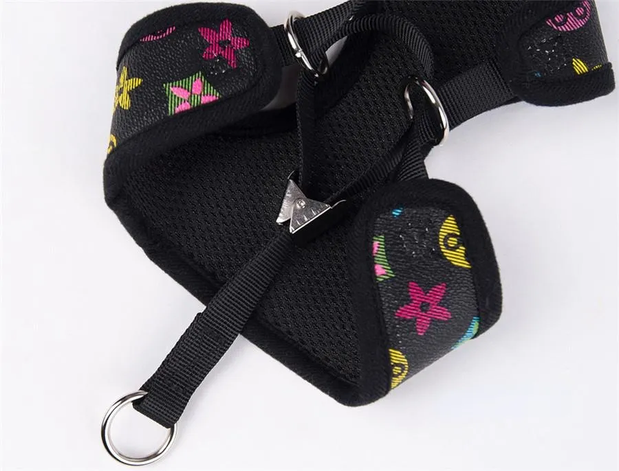 New Pet Chest And Back Leashes Leather Pet Dog Leash Collar Out Walking Dog Leash Cat Designer Flower Fashion Pets Harnesses