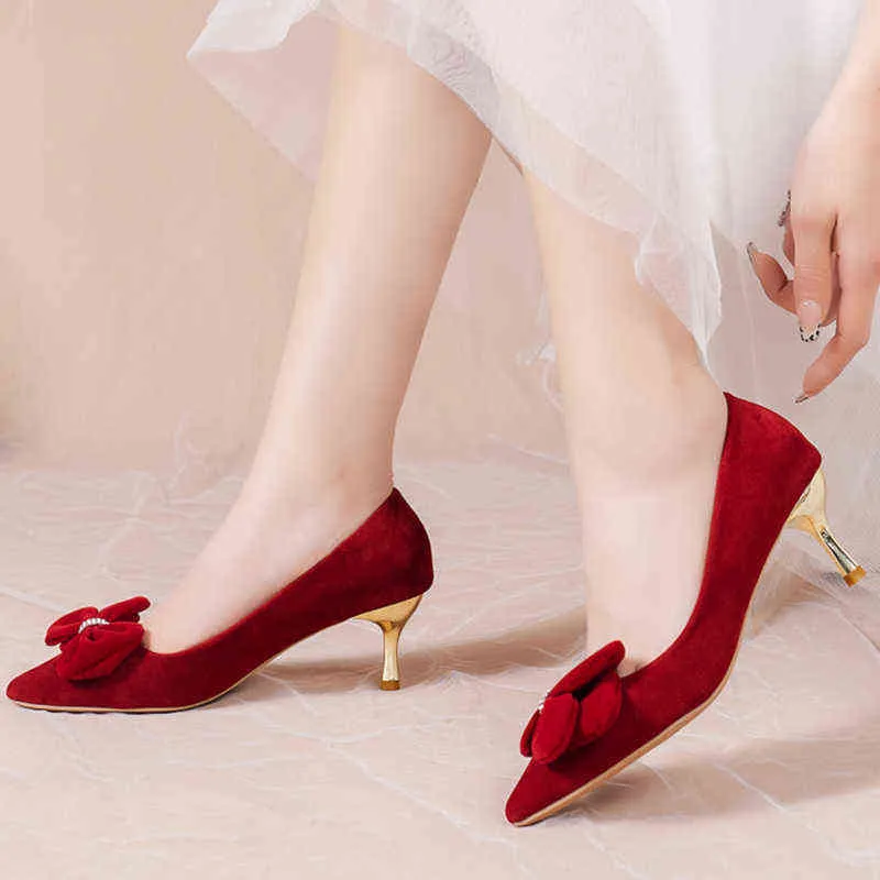 Kleid Schuhe Elegante Bowknot Spitz Pumps Frauen Rote High Heels Slip auf Braut Frau 2022 Neue Flock Gold Heeled sapatos Mujer 220507