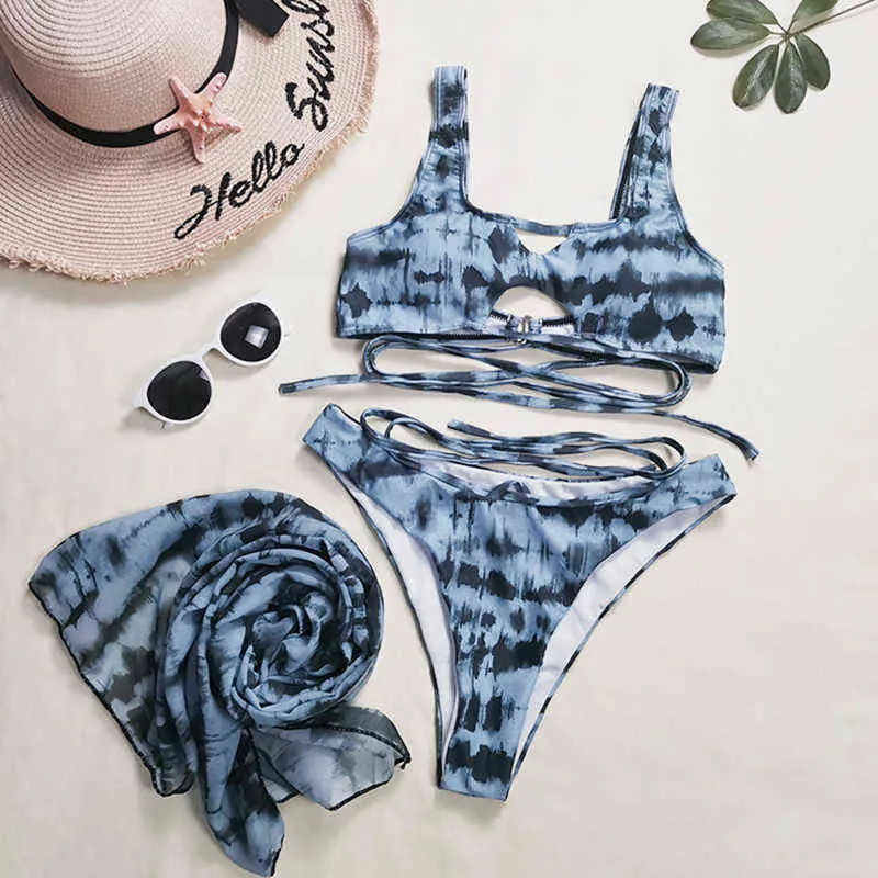 In-X Bandage swimsuit women Blue print bikini 2021 Keyhole swimwear female Bandeau biquini String bathing suit Sexy new Y220420
