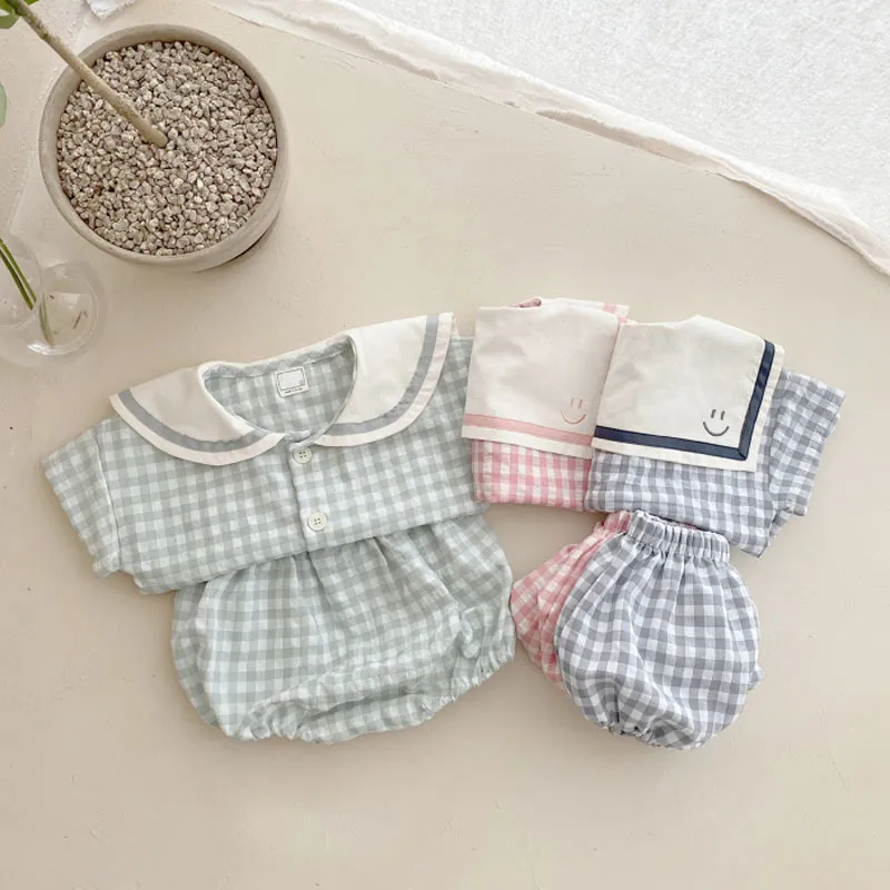 Summer Baby Baby Short Sandy Ubrania dla niemowląt dla dzieci Śliczne w kratę drukowane granatowe kołnierzyki krótkie garnitur dla dzieci stroje 220608