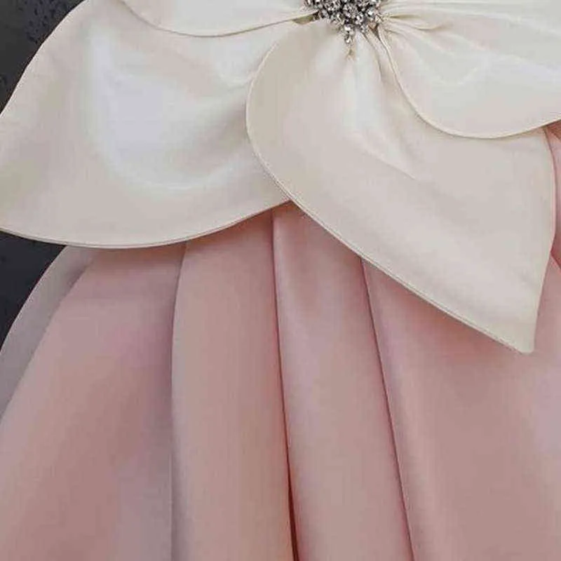 طفلة الأميرة ساتان الفستان بلا أكيام