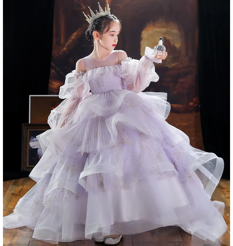 2023 Lovey Sainte Dentelle Princesse Robes De Fille De Fleur Robe De Bal Première Sainte Communion Robes Pour Les Filles Longue Queue Tulle Toddler Pageant Robes