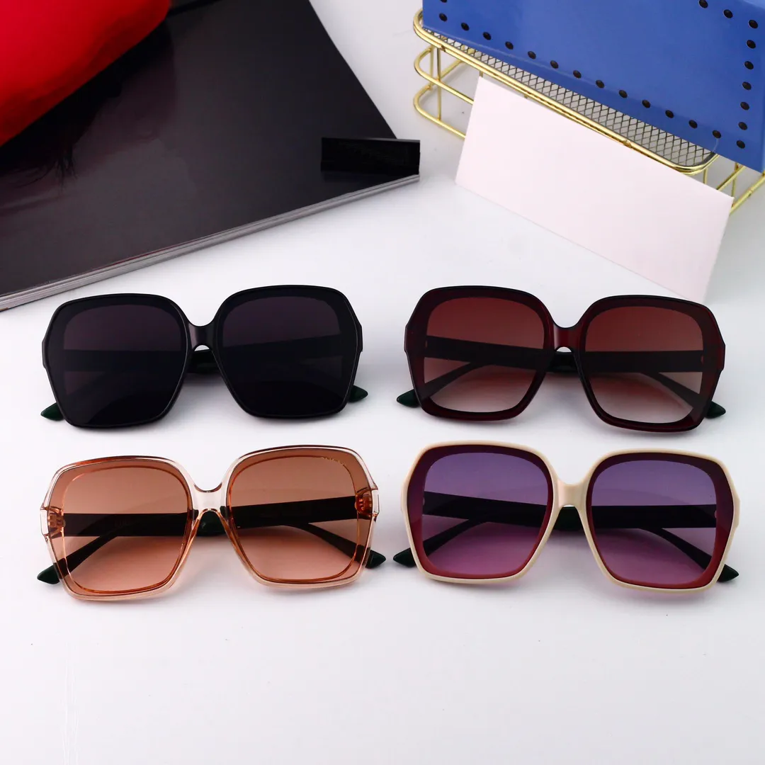 Gafas de sol de diseñador Mujeres Hombres Moda clásica Gafas de sol Polaroid Playa al aire libre Conducción UV400 Protección Gafas es con Bo275w