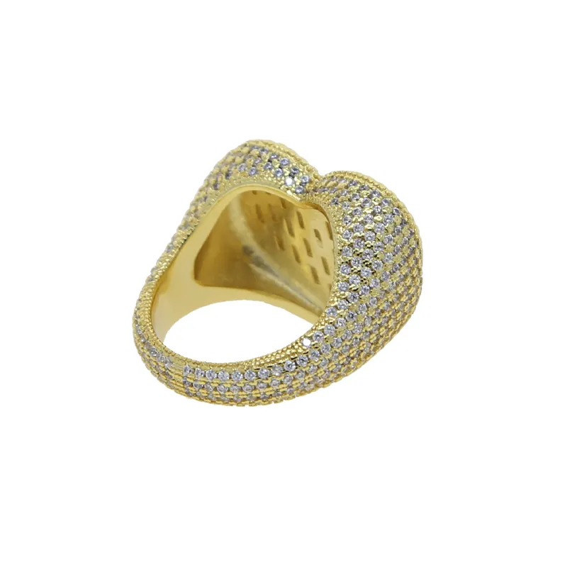 Grote Hartvormige Ring Volledige Verharde Witte Stokbrood CZ Iced Out Bling Vierkante Kubieke Zirkoon Modeliefhebber Sieraden voor Vrouwen Men2509