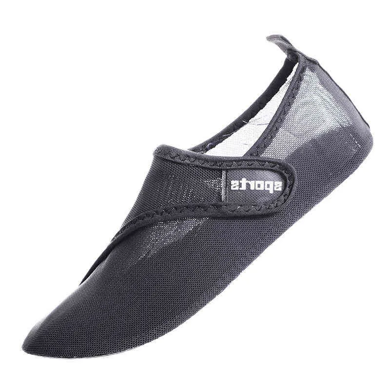 Simning av vattenskor män barfota strandmask uppströms aqua skor snabb torr flod havsdykning simning kvinnor sneakers storlek 36-49 y220518