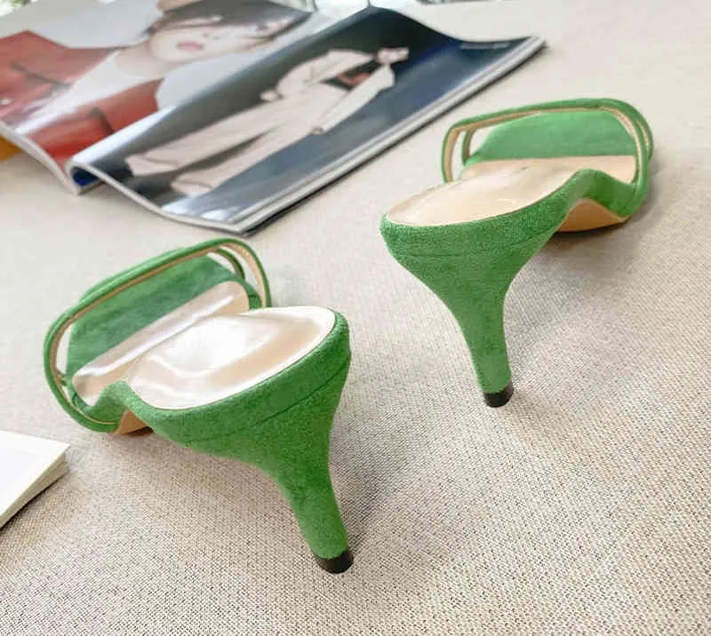 Storstor Sandaler 2022 Green Suede Square Head Thin Heel One-sidig Belt Sandaler Medium Heel Casual Sandals