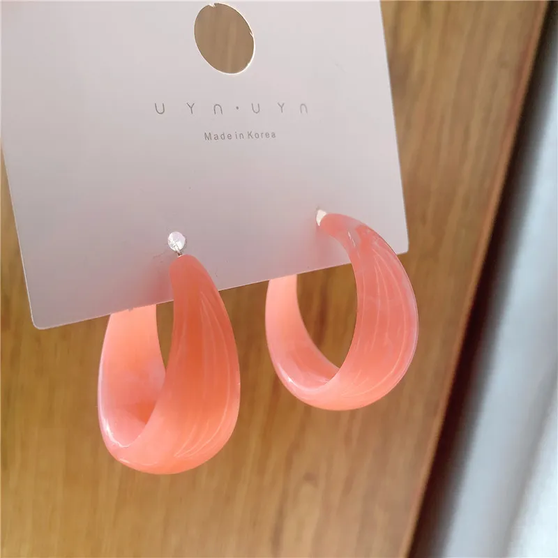 Einfache Hoop Ohrringe Für Frauen Vintange Geometrische Arylic Runde Hoops Ohrring Trendy Kleine Kreis Hoops Koreanische Zubehör 2021