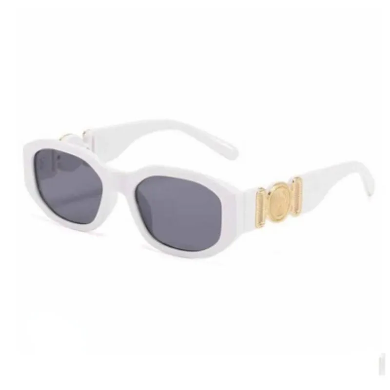 Sunglasses Fashion Luxury Women Personalized Metal Avatar Decorative Men Small Frame Sun Glasses UV400226l