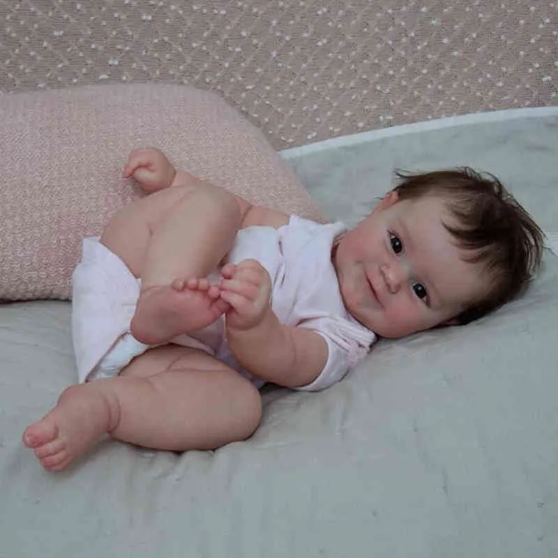 50 cm Reborn Baby Doll Neonata Ragazza Realistica Real Soft Touch Maddie con capelli radicati a mano Bambola d'arte fatta a mano di alta qualità AA220325