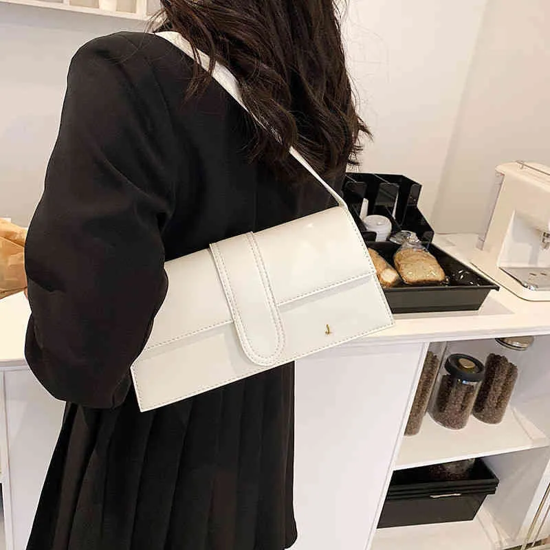 بيع المصنع مباشرة حقائب كتف واحدة ريترو مكانة المرأة 2023 أوائل ربيع جديد أزياء صغيرة مربع واحد أكتاف الإبط مصمم حقيبة