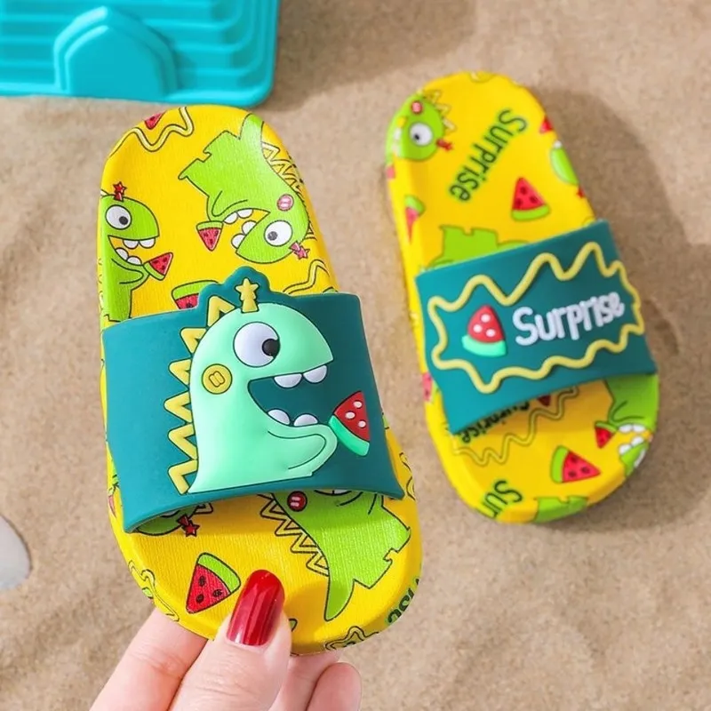 Surprise Dinosaur Children Slippers Boys Girls Cute Cartoon Home Indoor Summer Fashion Casual Non-Slip Bathroom Shoes 220427