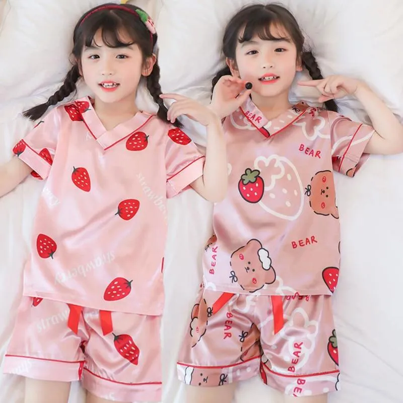 Niña niños ropa de dormir pijama conjuntos niño ropa de bebé niño patrón de fresa ropa tops pantalones cortos pijamas camisón 3-8 años 220706