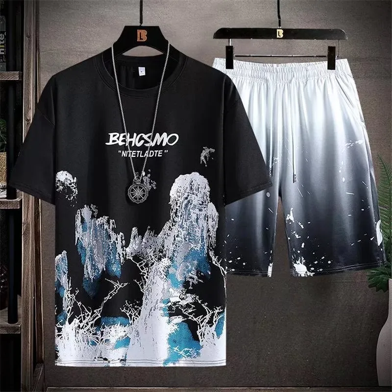 Männer Zwei Stück Set Sommer Sport Tragen Mode Herren Jogger Harajuku T-shirt und Kurze Casual Trainingsanzug Größe 5XL 220708