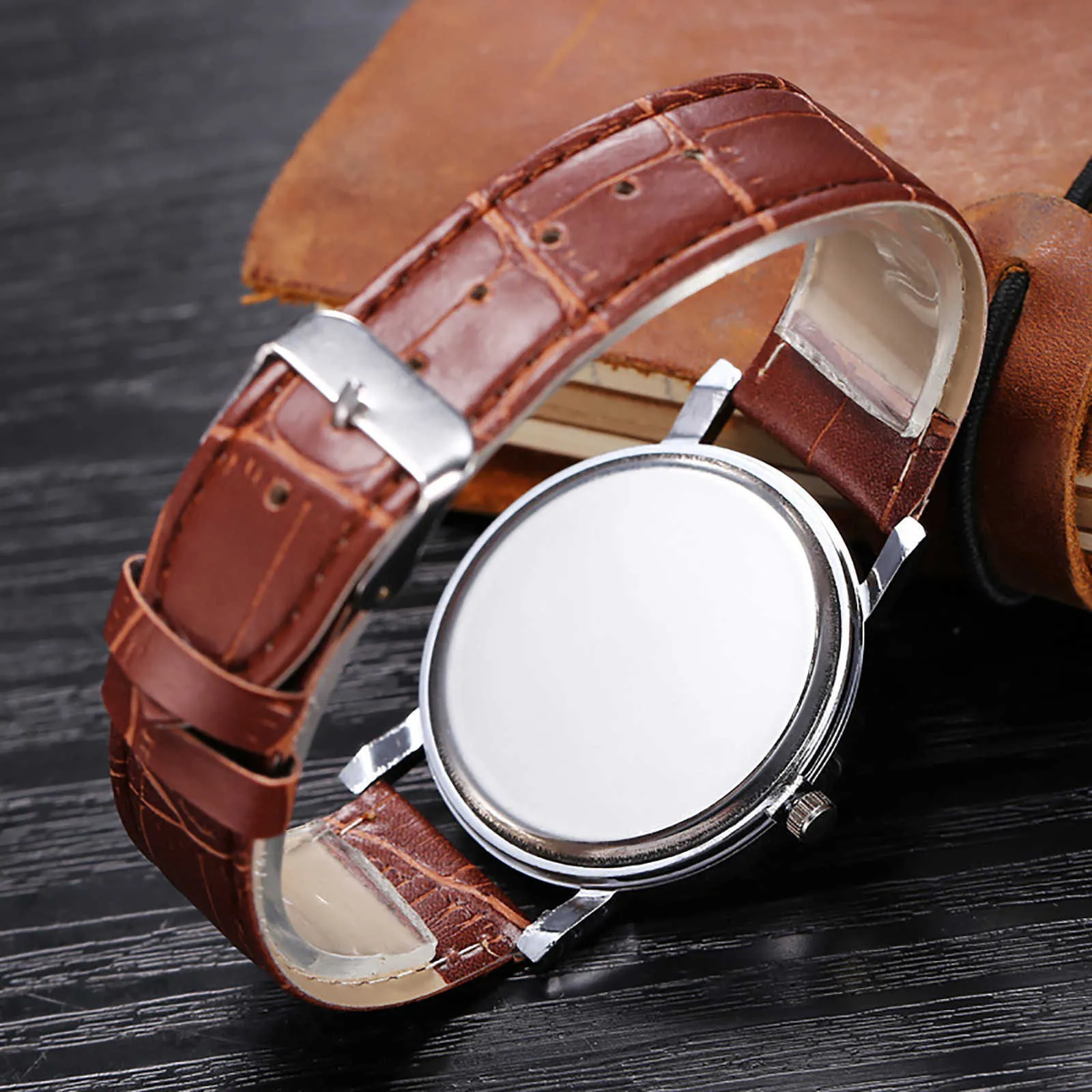 Elegante orologio al quarzo 2022 semplice cinturino in pelle da uomo da donna donna regalo da polso casual Zegarek Damski Drop Shipping