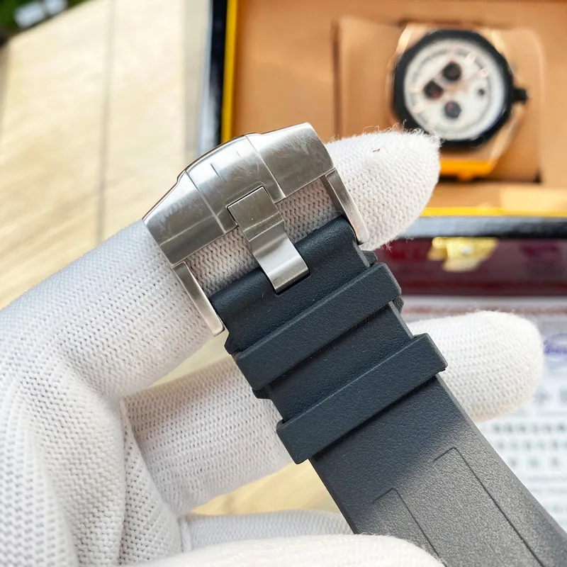 Mens Watches Automatic Mechanical Watch 44mm Business polshorloge Rubberstel Montre de Luxe Gift voor mannen Multolor279D