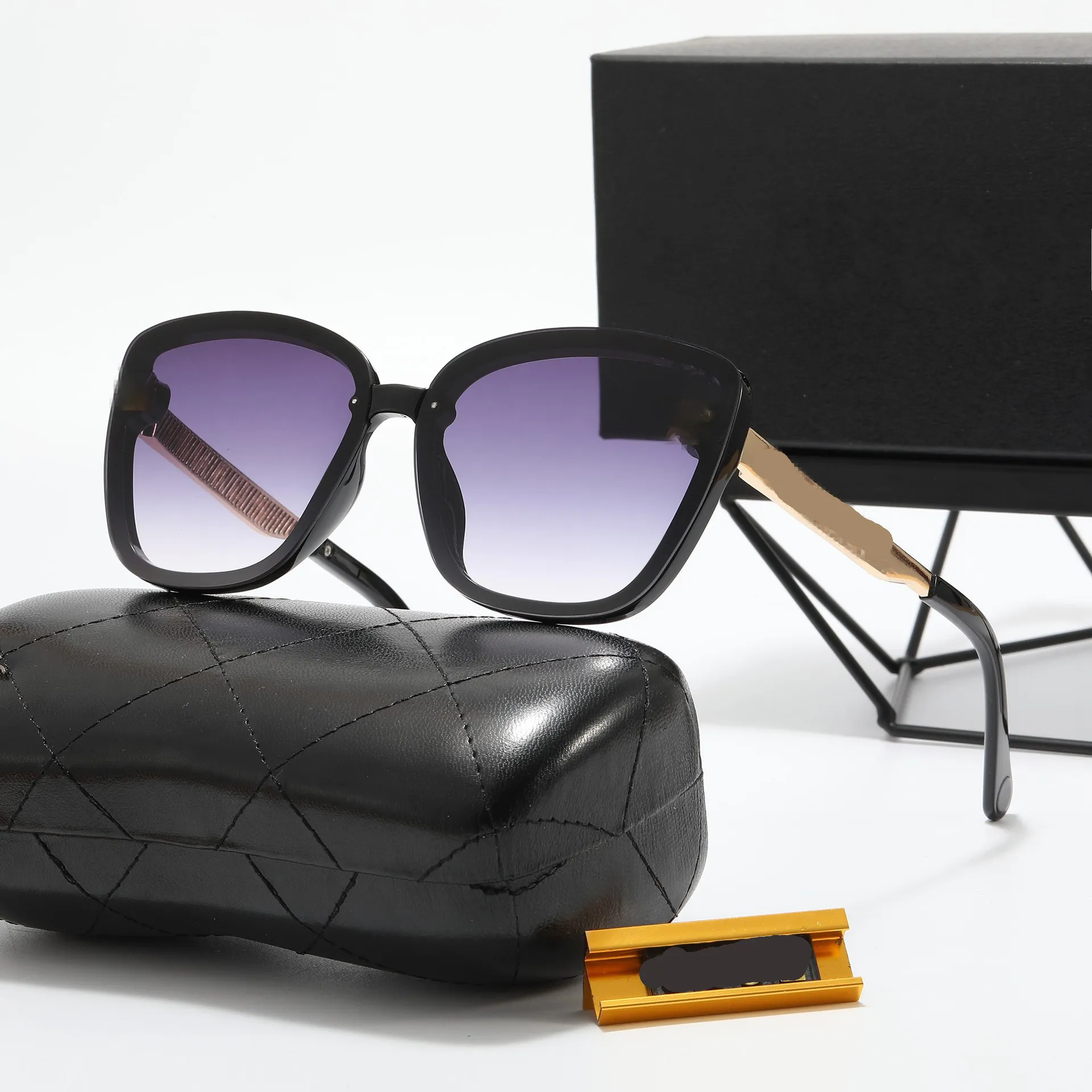 Män designer solglasögon i full ram mode lyxig solglasögon UV400 -sida med brev squre strand solglasögon rektangulära gafas lunett250s