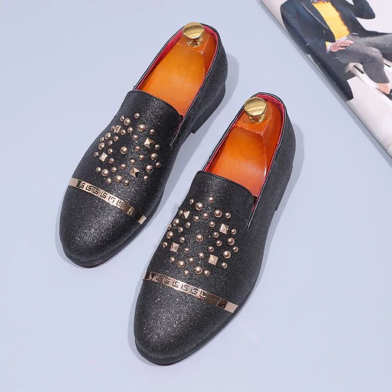 Italienska Mode Glitter Loafers Men Ankomst Coiffeur Bröllopsklänning Formella Skor Män Eleganta Party Skor Män Klassiker 220321