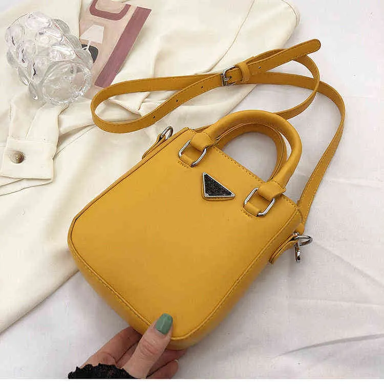 Borsa 2022 nuova borsa modello litchi il tempo libero Tote Bag Vintage Shoulder Messenger femmina portatile