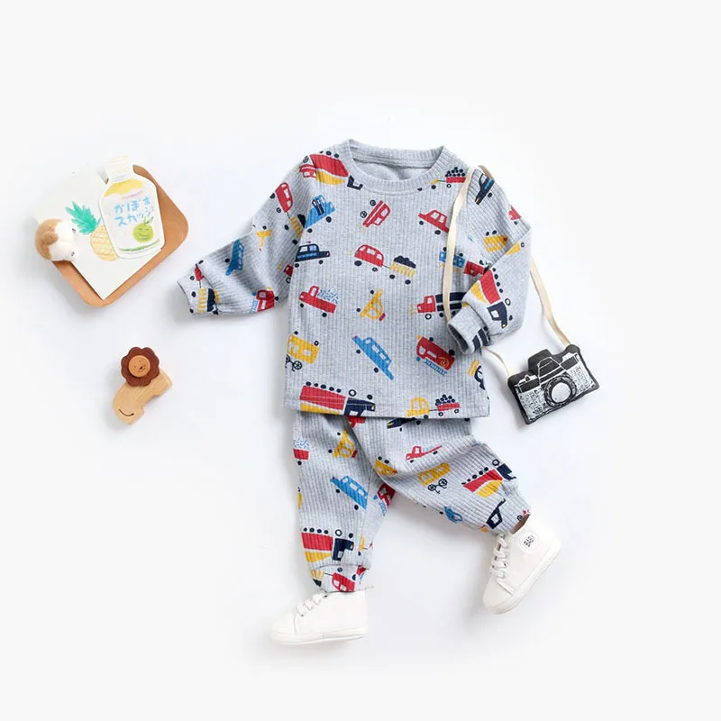 Milancel sommar baby pyjamas set tecknad långärmad o nacke och byxor Sleepwear 220426