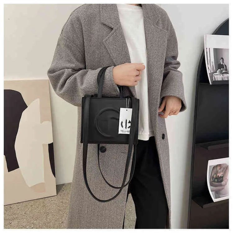 Прямая продажа с фабрики, нишевая женская сумка Dign премиум-класса, 2022, новый стиль, маленькая квадратная ручная простая сумка на одно плечо, дизайнерская сумка Msenger