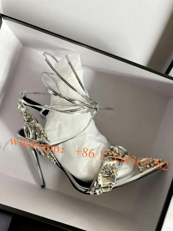 Sandálias de tornozelo de cristal metálico Women Women Up S Luxury Design Heels High Spring Runway Sandals Sapatos 220428