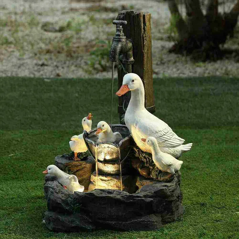 Resina Ducks Fountain Garden estátua ao ar livre decoração de decoração de pátio de artesanato com paisagem de luz LED 220721