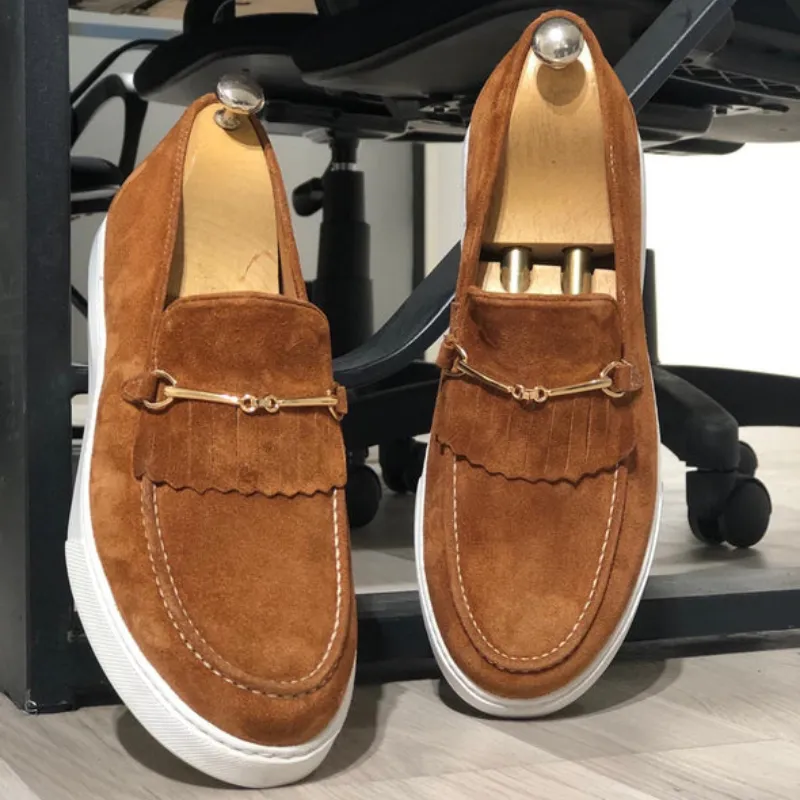 Ladungsstätten Männerschuhe Faux Wildleder Solid Color Classic Moccasin Man Business Casual Outdoor Rock Tassel Fashion Freizeitschuhe CP0952867427