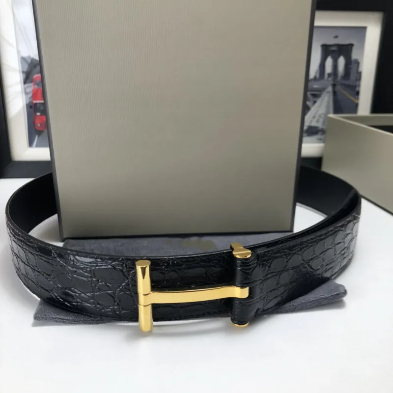 Ceintures Nouveaux Accessoires D'affaires Pour Hommes Ceinture Grande Lettre Boucle De Mode Dames De Haute Qualité Designer De Luxe 3A Ceinture En Cuir