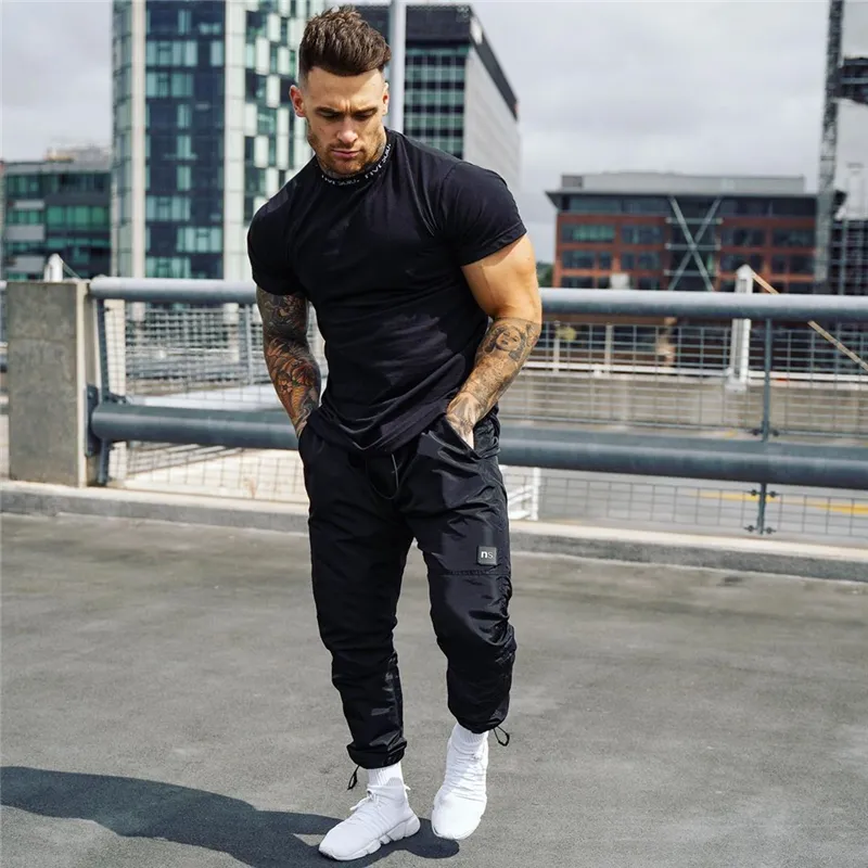 Gyms Tshirt Men Short sleeve Cotton Tshirt Casual Slim t shirt Male Fitness Bodybuilding Workout Tee Tops Summer clothing 220613