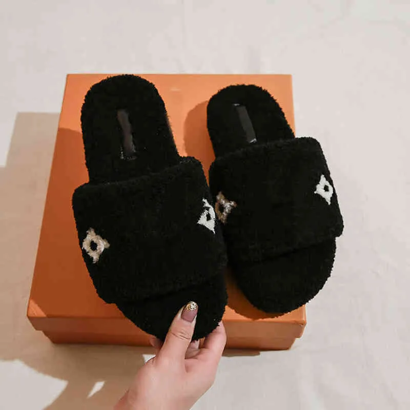 2022 NEW Designers Winter Luxurys Women wool Slippers fur Fluffy Furry Warm letters Sandals Comfortable embroidery Flip Flop size 36-42 ifashion0423