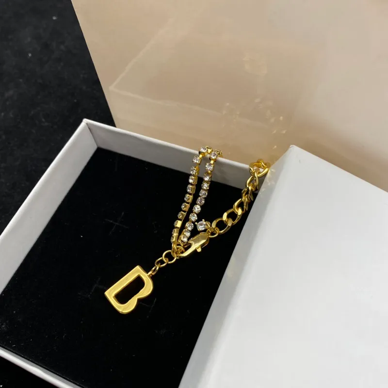 Pendanthalsband Kvinnor Designer Gold Diamonds Letter Necklace Designers Jewel Womens Accessories Casual Double Deck Halsband D227145F