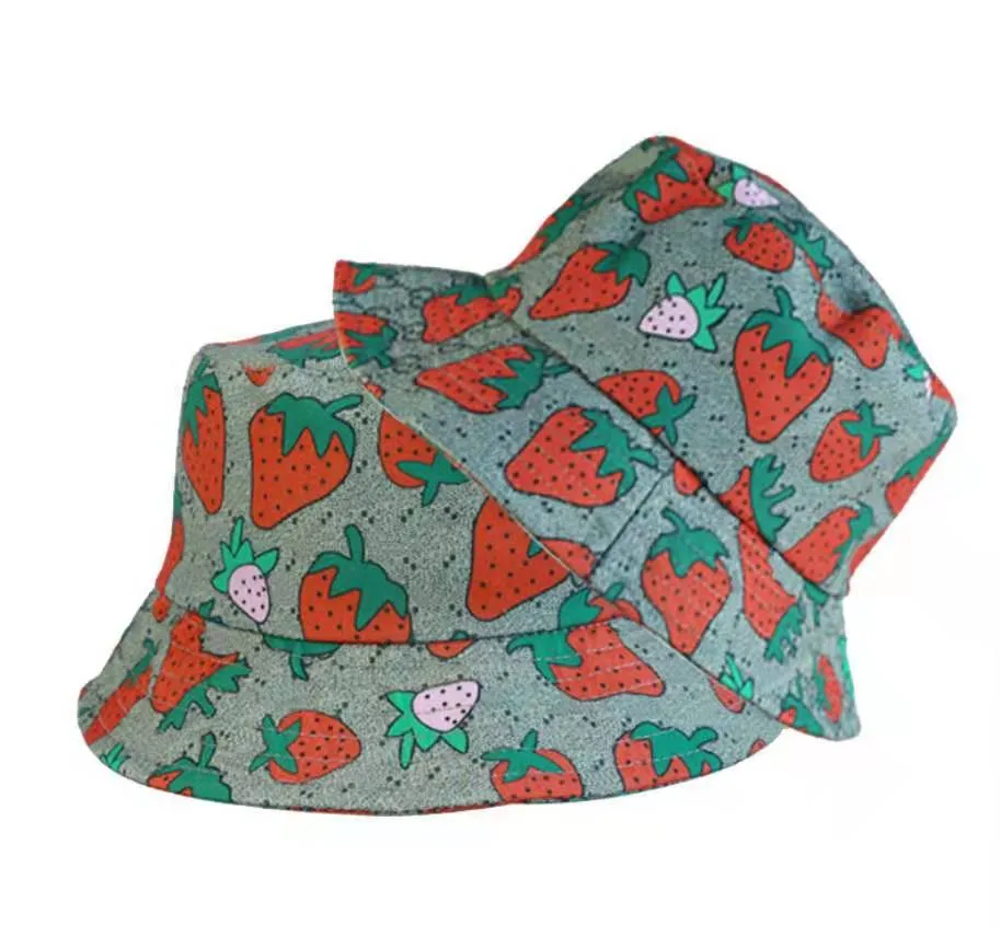 Lettre classique fraise impression casquette de baseball femmes célèbre coton réglable crâne sport casquettes de balle de golf courbé cactus de haute qualité 1712