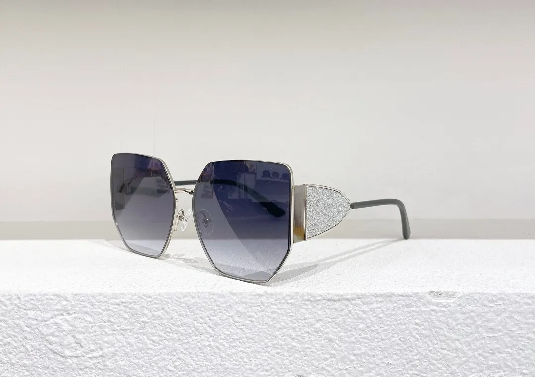 2022 Ny enkel fyrkantig ram solglasögon ins personlighet katt glasögon flod / s