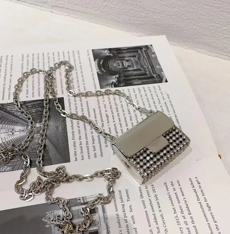 Gold Silber Frauen Metall Brieftasche Designer Kristall Brief Design Dekorieren Ketten Umhängetasche Umhängetaschen Ring Schmuck Hohe Quali269Y