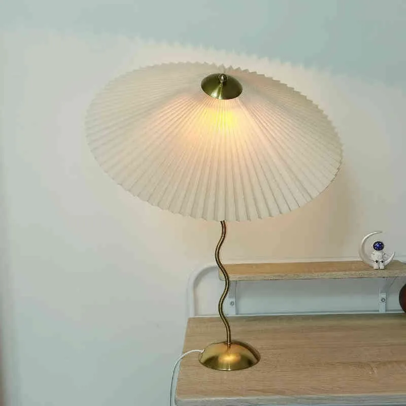 Lampada da tavolo a ombrello plissettato Ins Altalena in ferro battuto Camera da letto principale Soggiorno Lampada da comodino Lampada E14 camera da letto H220423324Y