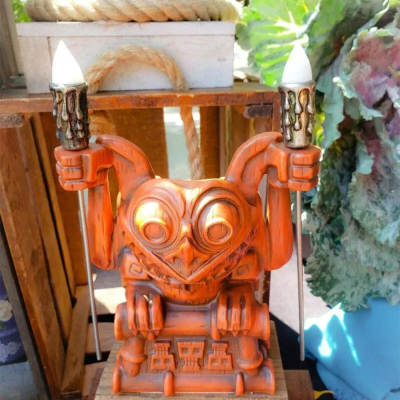 Retro Tiki Figure Statua Torcia Luminosa Tazza d'acqua Scultura Tili Hawaii Totem Resina esterni Decorazione da giardino Artigianato 220721