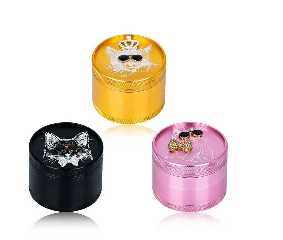 Fyra lager Tobaksrökning Herb Grinder med Intied Cat Cartoon Metal Grinders Aluminium Alloy Grinder