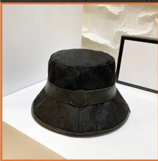 Chapeau de godet de mode de créateur pour homme femme casquette de rue chapeaux ajustés 6 couleurs avec lettres de haute qualité été pare-soleil classique chapeaux224l