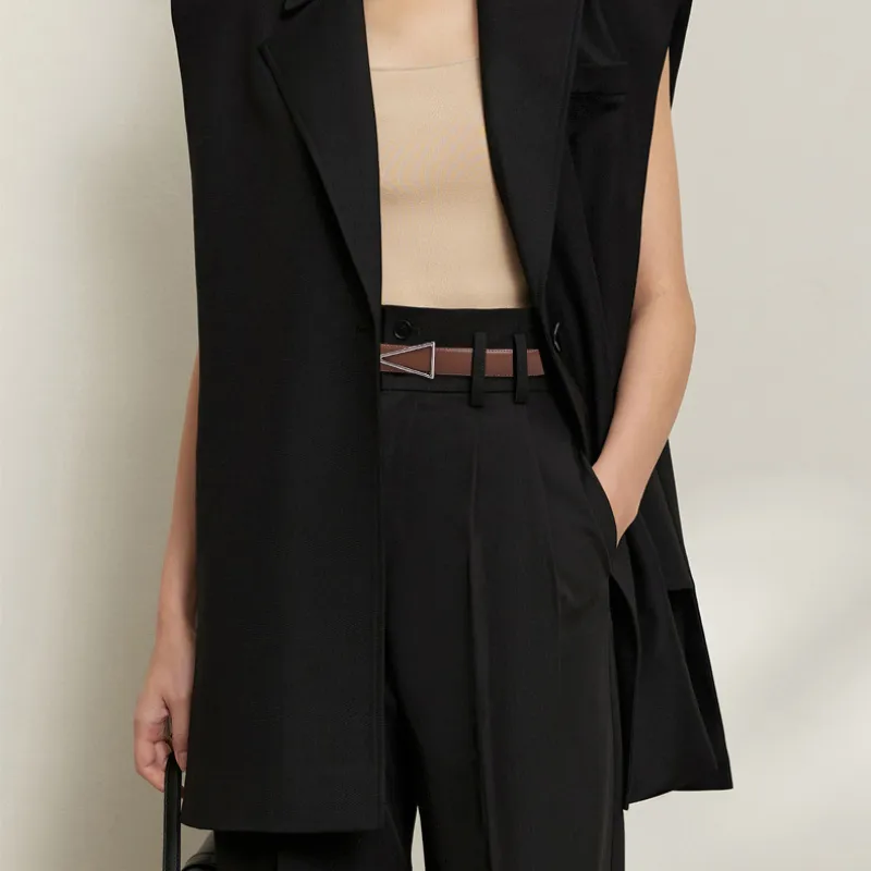 2022 topselling coreano moda feminina cintos casuais versátil fivela triângulo liga vaca preta larga clássico cinto de luxo decora328r