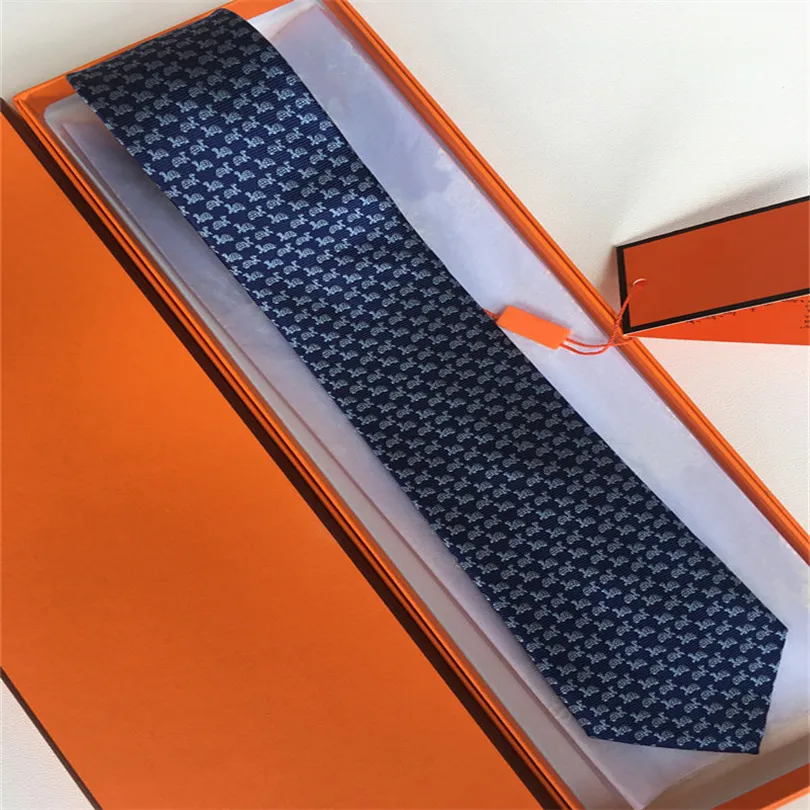 2022 Cravate de luxe Lettre de haute qualité pour hommes 100% Cravate en soie Cravate noir bleu Aldult Jacquard Party Wedding Business Tissé F220Z