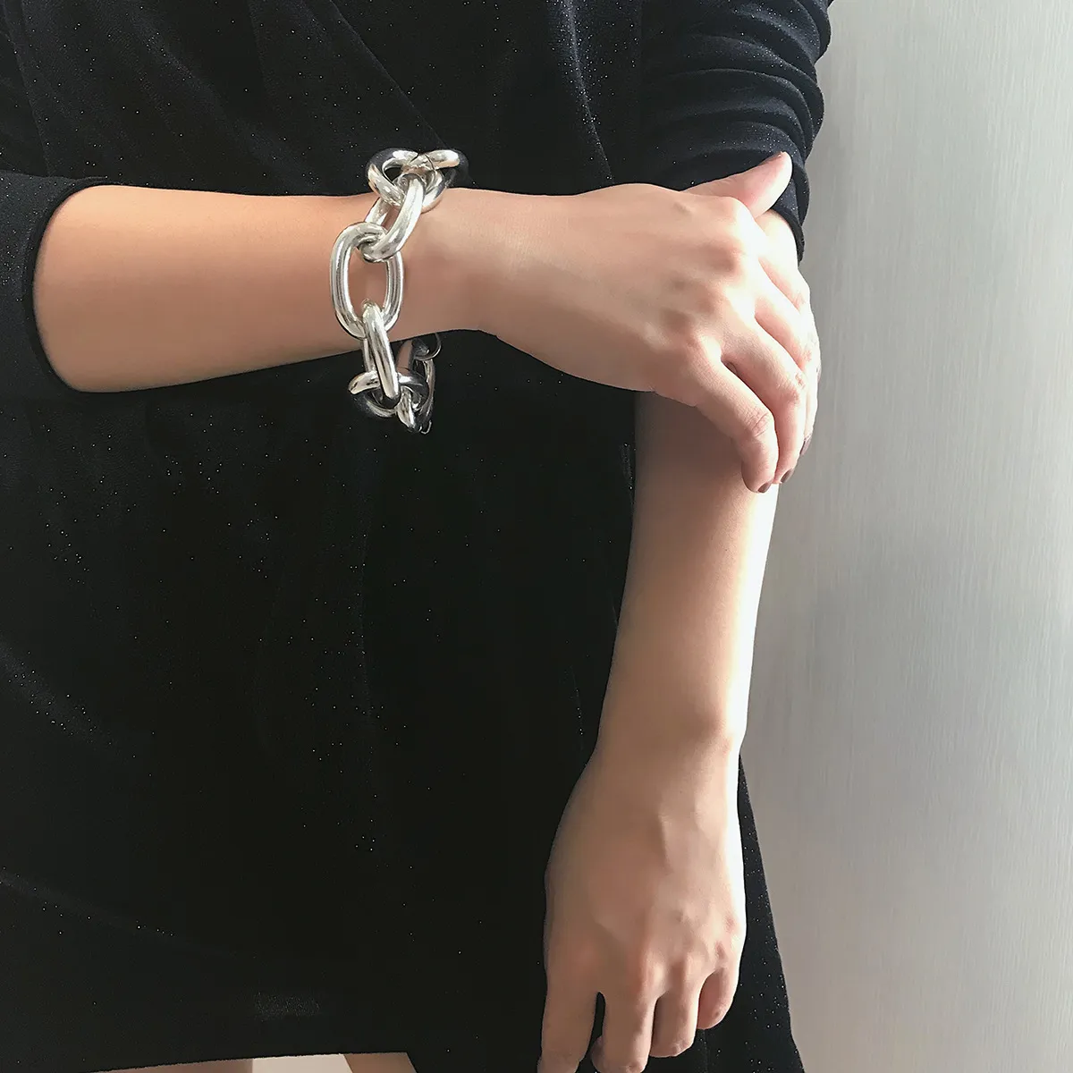 Nouvelle mode grande chaîne à maillons cubains collier ras du cou Bracelet en or ensemble pour femmes esthétique Grunge Punk Rock rappeur ensemble de bijoux accessoires cadeaux de fête d'anniversaire dames